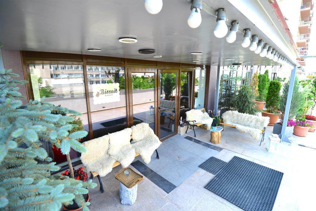 Hotel Biscuit Cluj-Napoca Exteriör bild